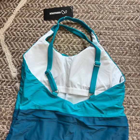 Blue color-block cross back one piece sz XL - Picture 2 of 3